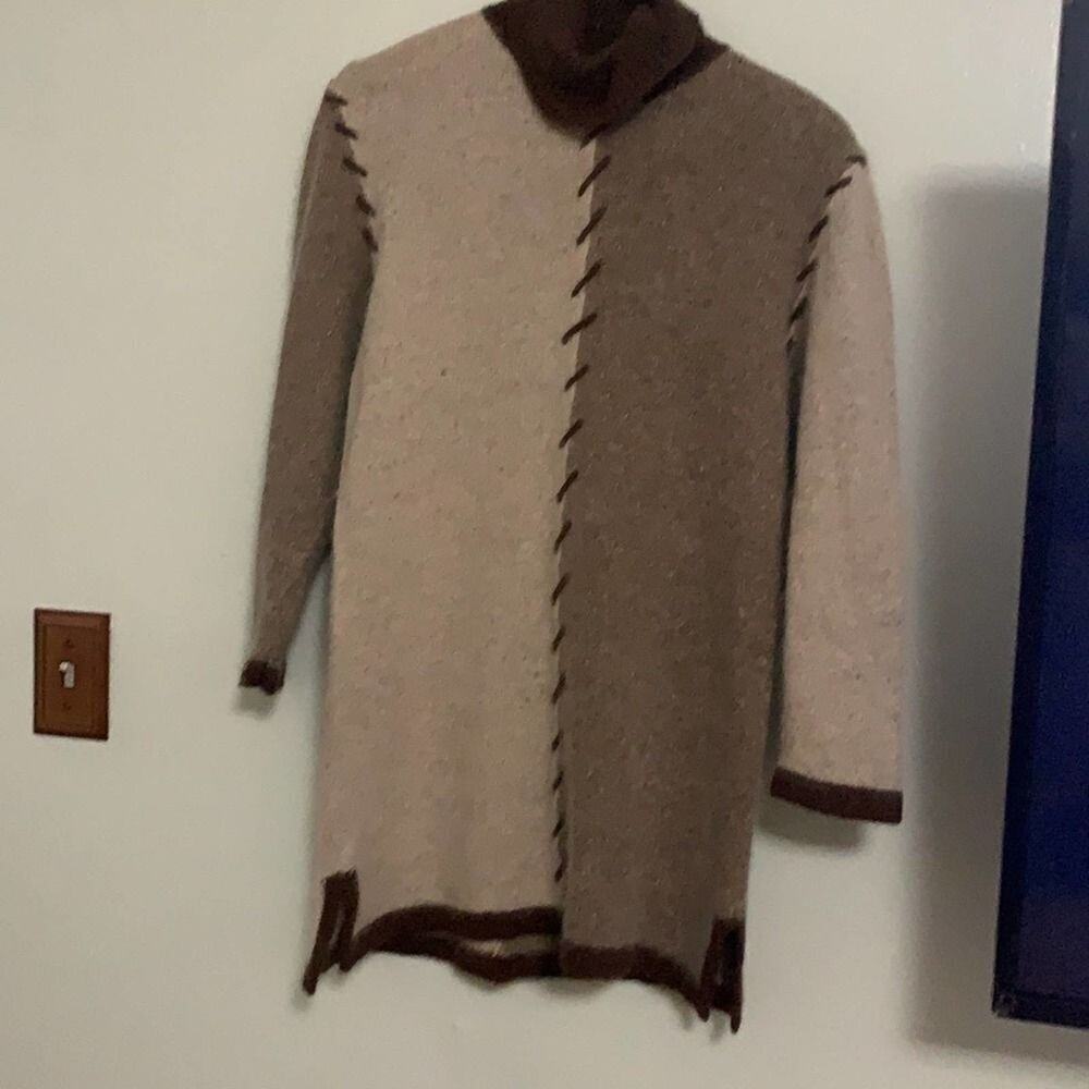 Segue Womens Tan Long‎ Sleeves Turtle Neck Pullover Sweater Size Medium
